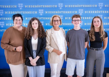 Zukunft gestalten, Talente fördern - Sommerpraktika im NÖ Landesdienst Zukunft gestalten, Talente fördern - Sommerpraktika im NÖ Landesdienst