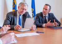 LR Danninger/LR Eichtinger: „Danke an alle, die arbeiten gehen und Produktion am Laufen halten“ LR Danninger/LR Eichtinger: „Danke an alle, die arbeiten gehen und Produktion am Laufen halten“