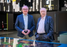 LH-Stellvertreter Dr. Stephan Pernkopf und Dr. Michael Häupl, Präsident des WWTF, im Haus der Digitalisierung in Tulln. 