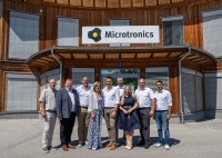Landeshauptfrau Mikl-Leitner zu Besuch bei Microtronics in Ruprechtshofen