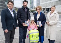 „Schön, dich zu sehen!“ – Erstklässler in NÖ sichtbar und sicher unterwegs