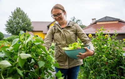 Dorfhelferin in der Küche