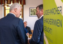 Landesrat Anton Kasser im Gespräch mit Josef Edlinger, Obmann der LEADER-Region Kamptal