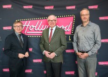 Stellten die PV-Parkplatzproijekte in Niederösterreich vor (v.l.n.r.): Geschäftsführer Herbert Greisberger, LH-Stellvertreter Stephan Pernkopf und Geschäftsführer Peter Janovsky.