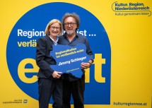 Landeshauptfrau Johanna Mikl-Leitner mit Musiker Jimmy Schlager.