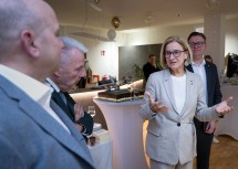 „Die Firma Reiterer steht seit 25 Jahren für Qualität, Verlässlichkeit und unternehmerischen Mut“, gratulierte Landeshauptfrau Johanna Mikl-Leitner zum 25. Jubiläum.