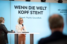 Landeshauptfrau Johanna Mikl-Leitner eröffnete die NÖ Landesausstellung 2026 mit dem Titel „Wenn die Welt Kopf steht – Mensch. Psyche. Gesundheit.“