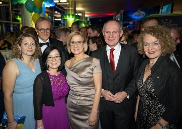 DPV-Obfrau Sonja Strauß, Landesamtsdirektor Werner Trock, Bundesratspräsidentin Margit Göll, Landeshauptfrau Johanna Mikl-Leitner, Innenminister Gerhard Karner und Landesrätin Christiane Teschl-Hofmeister (v.l.n.r.)