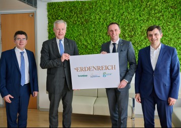 Im Bild von links: Tullner Bürgermeister Peter Eisenschenk, Landesrat Martin Eichtinger, Landesrat Jochen Danninger, Josef Scheidl, Geschäftsführer Brantner Environment Group 