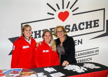 „Der Tag des Ehrenamts ist eine großartige Möglichkeit, den viele Freiwilligen in Niederösterreich einmal Danke zu sagen“, so Landeshauptfrau Johanna Mikl-Leitner.
