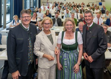LH Mikl-Leitner bei der konstituierenden Vollversammlung der NÖ Landarbeiterkammer