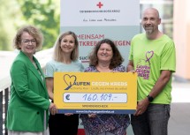 (v.l.n.r.) Bildungs-Landesrätin Christiane Teschl-Hofmeister, Gabriele Zapfe-Weissenbacher vom Roten Kreuz, Sabine Caslavka von der Österreichischen Krebshilfe und Organisator Christian Kohl
