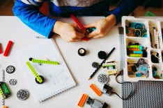 Förderung von Kinder- und Jugendunis