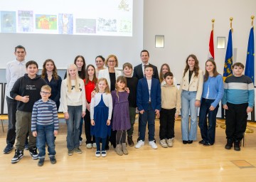 Sieger der 33. Weihnachtspostkartenaktion ausgezeichnet