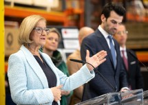 Pressekonferenz am Gelände der Firma PREFA in Marktl/Lilienfeld.