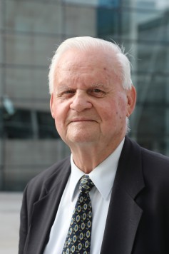 Archivdirektor i.R. Dr. Anton Eggendorfer verstorben