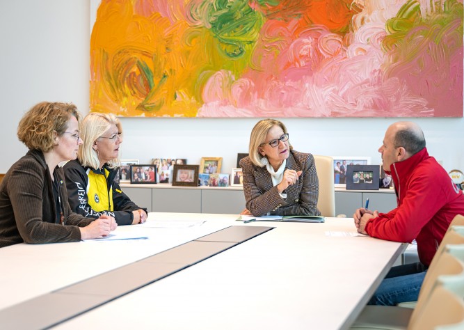 Pflegeheime und Behinderteneinrichtungen erhalten 2023 um 91,1 Millionen Euro mehr als 2022