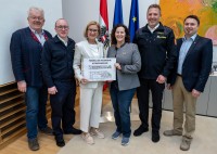 LH Mikl-Leitner sagt Unterstützung des Landes für Feuerwehrhaus-Projekt in Altruppersdorf zu