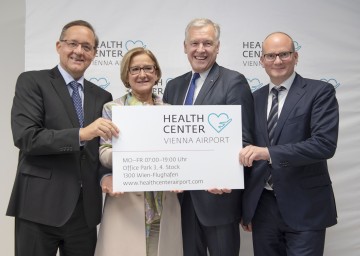 Flughafen Wien eröffnet Gesundheitszentrum: Facharztleistungen zum Kassentarif, Facharzttermine innerhalb einer Woche und Premium-Vorsorgeuntersuchung. Im Bild von links nach rechts: Flughafen Wien-Vorstand Günther Ofner, Landeshauptfrau Johanna Mikl-Leitner, Landesrat Martin Eichtinger und der Flughafen Wien-Vorstandsdirektor Julian Jäger  