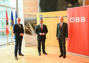 Alexander Walcher, Geschäftsführer der ASFINAG Bau Management GmbH, Mobilitätslandesrat Ludwig Schleritzko und Franz Bauer, Vorstandsdirektor der ÖBB Infrastruktur AG, präsentierten ein Investitionsprogramm von 1,023 Milliarden Euro für Niederösterreichs Infrastruktur (v.l.n.r.)