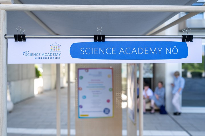 Die Science Academy NÖ gibt Jugendlichen Einblicke in die Welt der Wissenschaft.