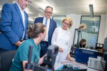 Besichtigung der neu eröffneten Space Factory
