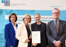 Im Bild von links nach rechts: UNESCO Co-Chairholderin Karin Tengler, Landeshauptfrau Johanna Mikl-Leitner, UNESCO-Chairholderin Carmen Sippl und UNESCO-Generalsekretär Martin Fritz